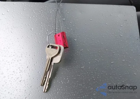 1998 Toyota Camry Le from USA, damaged, VIN JT2BG22K0W0193850